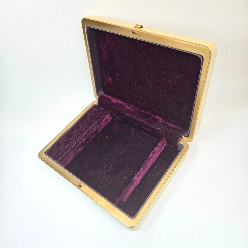Vintage 6X4 Hard Jewelry Box Storage Travel Carry case Faux Leather Gold Tone